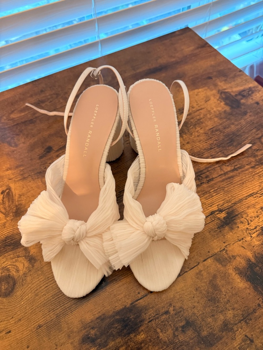 Loeffler Randall Camellia Pleated Bow Heels, Size 9